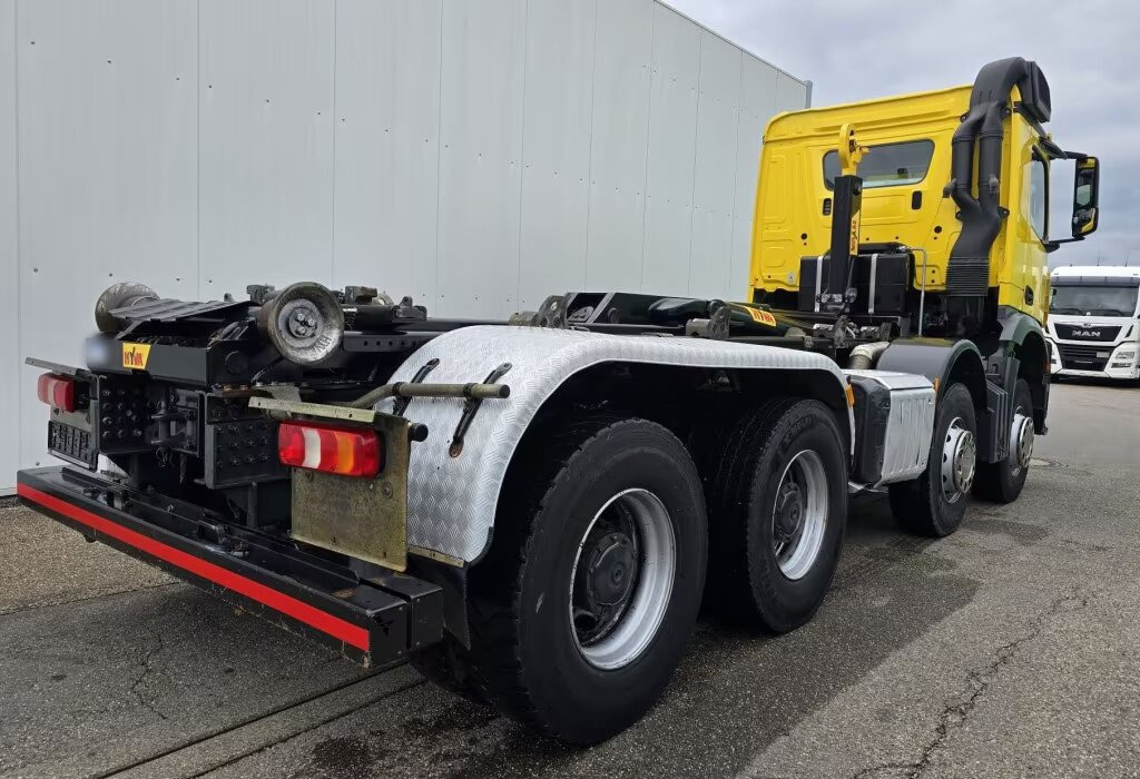 Mercedes-Benz Arocs 4142 B 8x4/4 Arocs 4142 B 8x4/4, Grounder, MultimediaCockpit, Motorabtrieb - Camion ampliroll: photos 4 Mercedes-Benz Arocs 4142 B 8x4/4 Arocs 4142 B 8x4/4, Grounder, MultimediaCockpit, Motorabtrieb - Camion ampliroll: photos 4