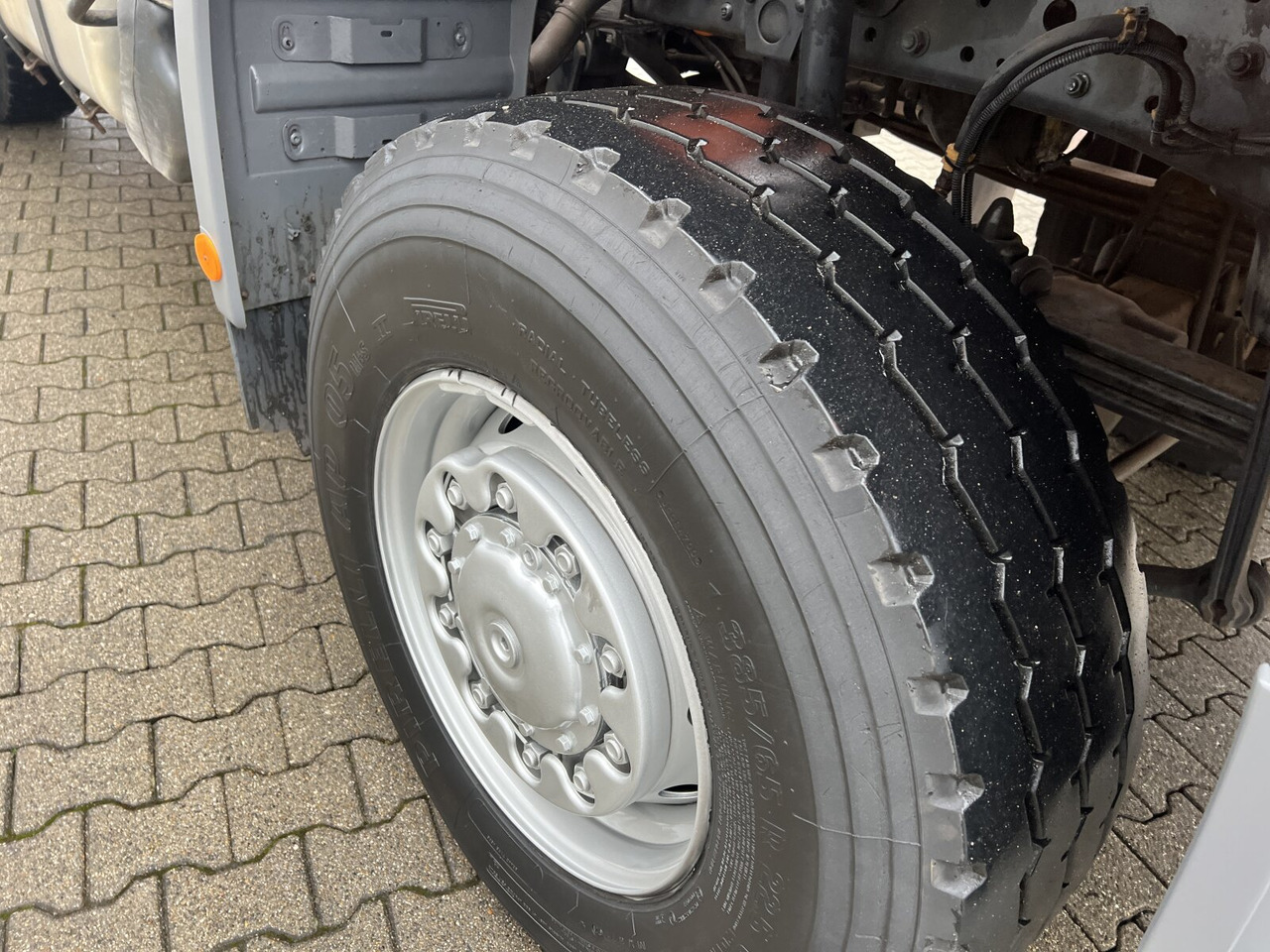 Mercedes-Benz Axor 1833 AK 4x4 Axor 1833 AK 4x4, Winterdienstausstattung - Camion benne: photos 5 Mercedes-Benz Axor 1833 AK 4x4 Axor 1833 AK 4x4, Winterdienstausstattung - Camion benne: photos 5