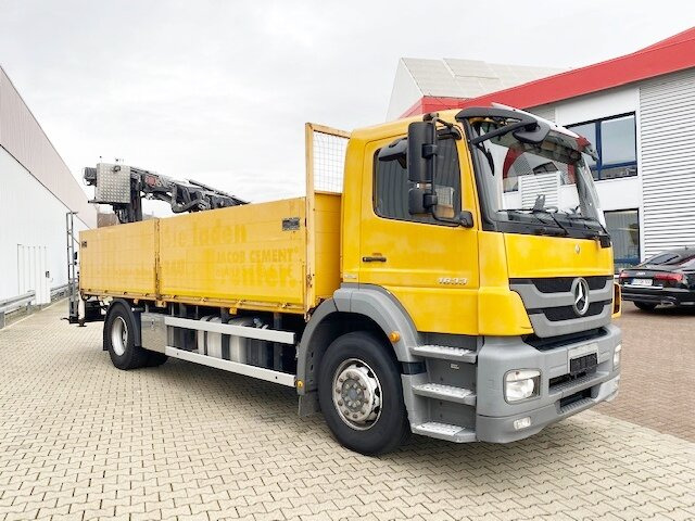 Camion grue, Camion plateau Mercedes-Benz Axor 1833 L 4x2 Axor 1833 L 4x2 mit Heckkran Hiab XS 133 K-2: photos 8