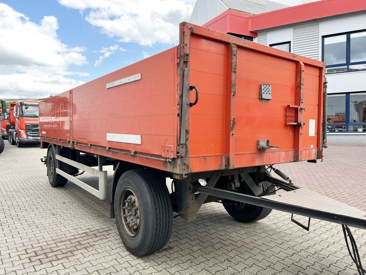 Pritschenanhänger Pritschenanhänger - Remorque plateau: photos 3 Pritschenanhänger Pritschenanhänger - Remorque plateau: photos 3
