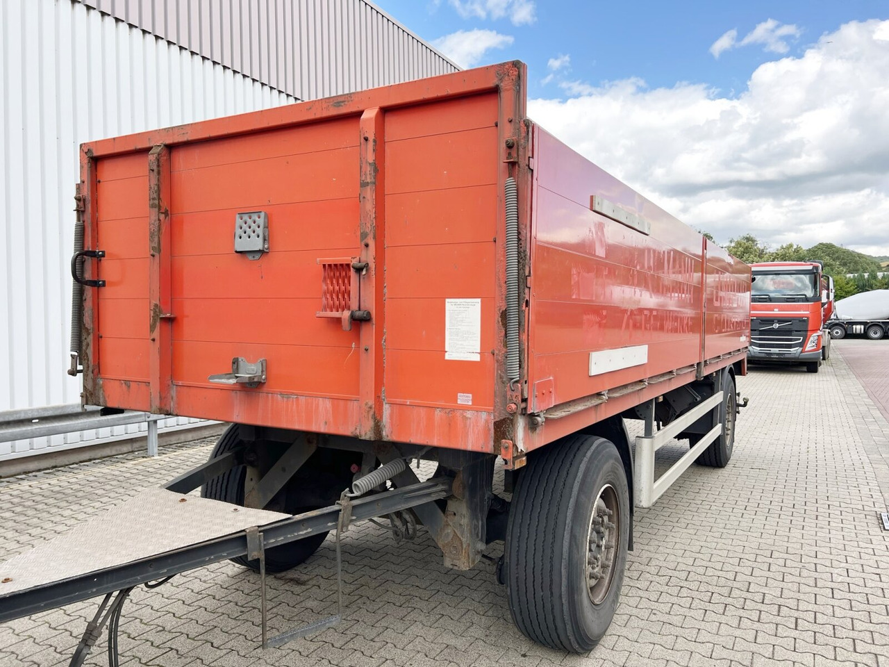 Pritschenanhänger Pritschenanhänger - Remorque plateau: photos 2 Pritschenanhänger Pritschenanhänger - Remorque plateau: photos 2