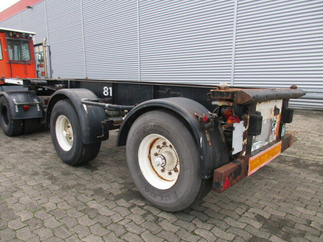 SC 24-36 - Semi-remorque porte-conteneur/ Caisse mobile: photos 3 SC 24-36 - Semi-remorque porte-conteneur/ Caisse mobile: photos 3