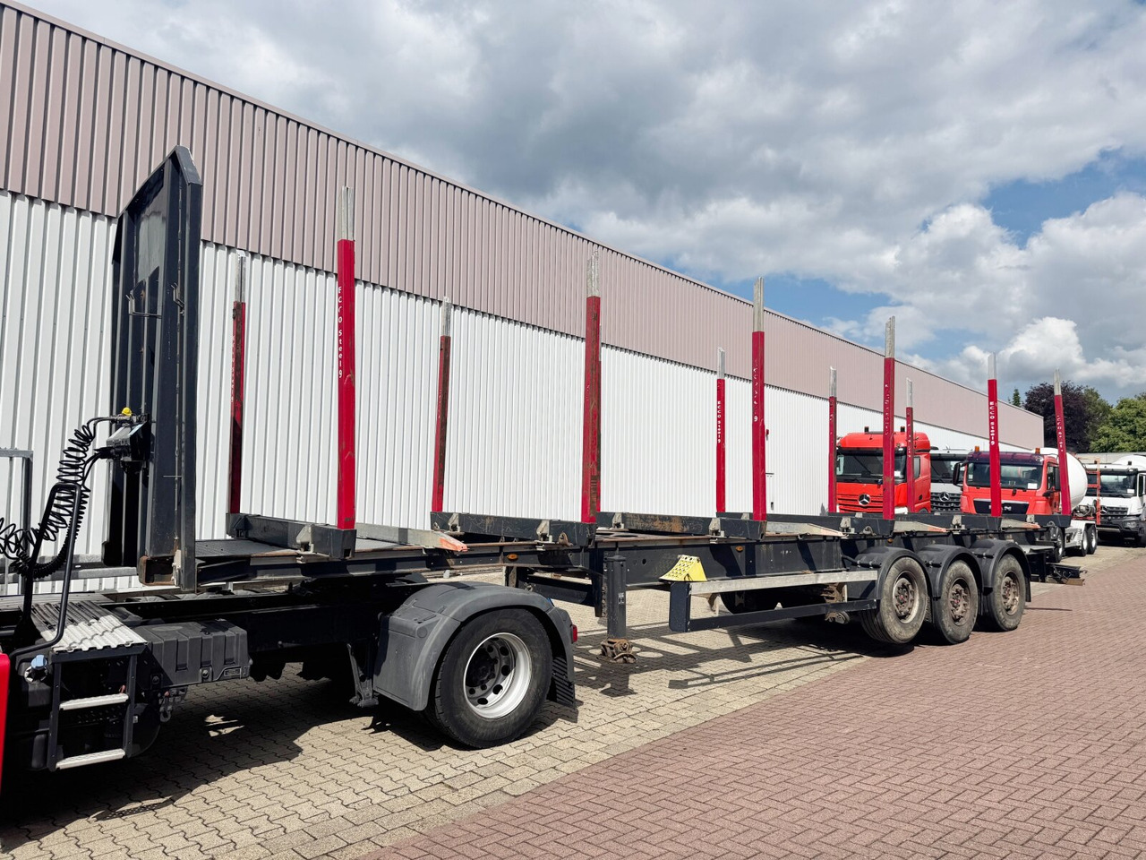 Schwarzmüller 3-Achs Holzauflieger 3-Achs Holzauflieger, Liftachse, MEHRFACH VORHANDEN! - Semi-remorque grumier: photos 1 Schwarzmüller 3-Achs Holzauflieger 3-Achs Holzauflieger, Liftachse, MEHRFACH VORHANDEN! - Semi-remorque grumier: photos 1