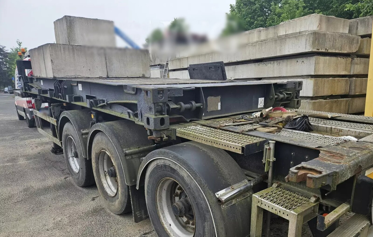 Lag 0-3-39 CD Containerchassis 0-3-39 CD Containerchassis, 20ft und 30ft, ADR - Semi-remorque: photos 2 Lag 0-3-39 CD Containerchassis 0-3-39 CD Containerchassis, 20ft und 30ft, ADR - Semi-remorque: photos 2