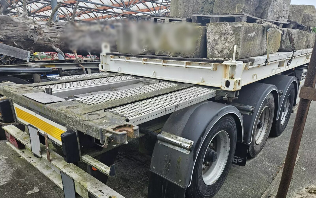 Lag 0-3-39 CD Containerchassis 0-3-39 CD Containerchassis, 20ft und 30ft, ADR - Semi-remorque: photos 2 Lag 0-3-39 CD Containerchassis 0-3-39 CD Containerchassis, 20ft und 30ft, ADR - Semi-remorque: photos 2