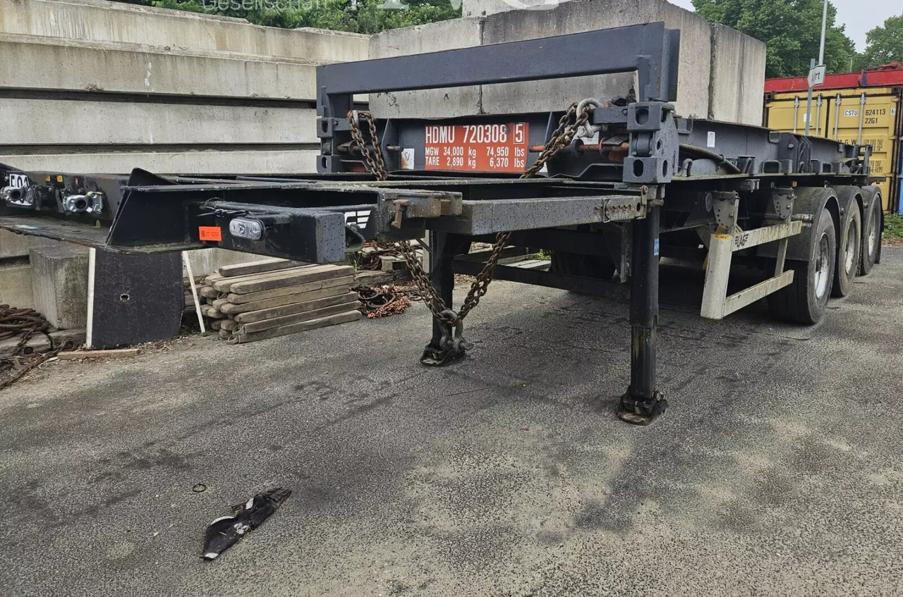 Lag 0-3-39 CD Containerchassis 0-3-39 CD Containerchassis, 20ft und 30ft, ADR - Semi-remorque: photos 1 Lag 0-3-39 CD Containerchassis 0-3-39 CD Containerchassis, 20ft und 30ft, ADR - Semi-remorque: photos 1