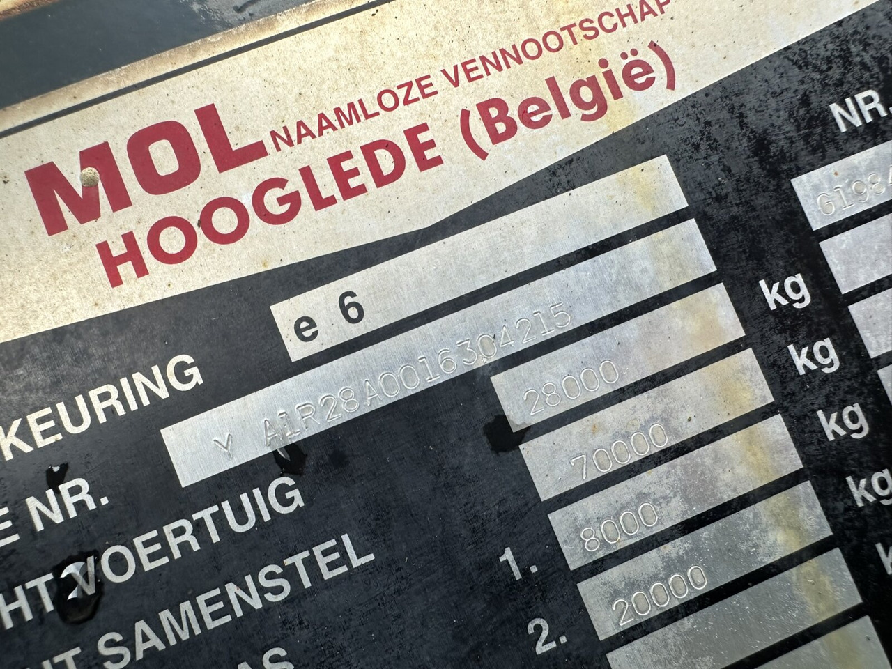 815 4x2 815 4x2 Terminal Tractor, Rangierfahrzeug - Tracteur routier: photos 4 815 4x2 815 4x2 Terminal Tractor, Rangierfahrzeug - Tracteur routier: photos 4