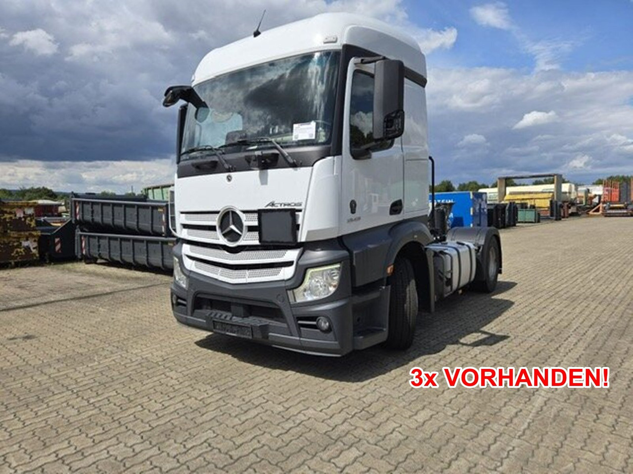 Mercedes-Benz Actros 1846 LS 4x2 Actros 1846 LS 4x2, MultimediaCockpit, StreamSpace, ADR, 3x Vorhanden! - Tracteur routier: photos 1 Mercedes-Benz Actros 1846 LS 4x2 Actros 1846 LS 4x2, MultimediaCockpit, StreamSpace, ADR, 3x Vorhanden! - Tracteur routier: photos 1