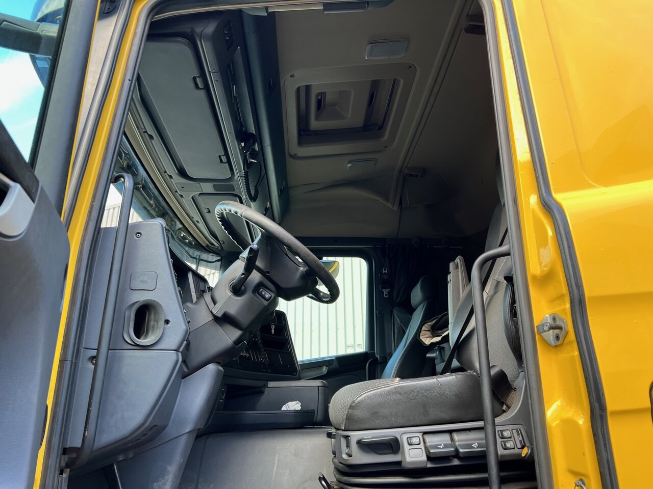 Scania G450 CA 4x4 G450 CA 4x4, Kipphydraulik - Tracteur routier: photos 2 Scania G450 CA 4x4 G450 CA 4x4, Kipphydraulik - Tracteur routier: photos 2