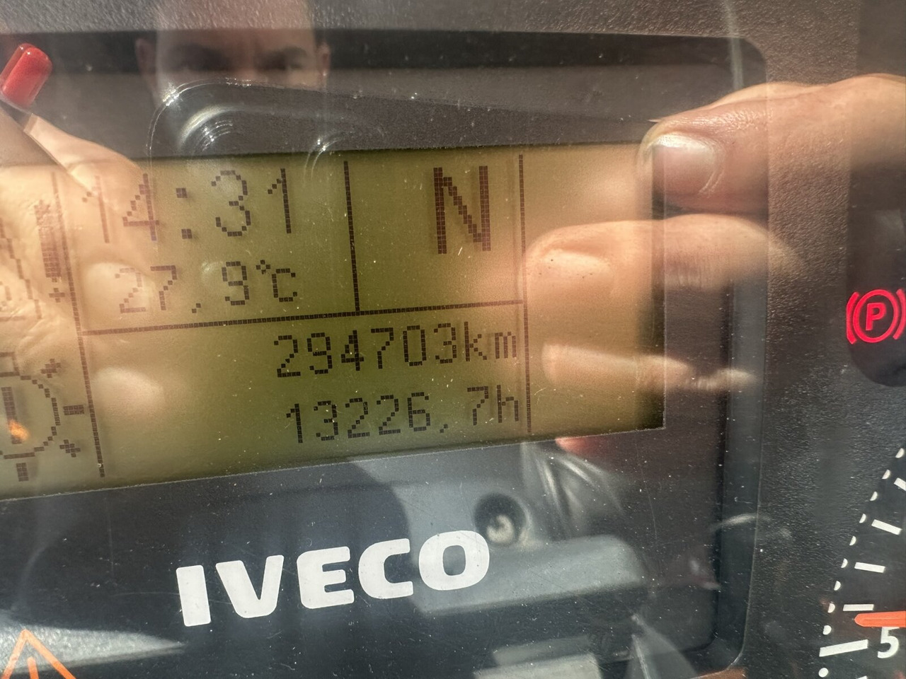 Trakker AD190T33WP 4x4 Trakker AD190T33WP 4x4, Winterdienstausstattung - Châssis cabine: photos 2 Trakker AD190T33WP 4x4 Trakker AD190T33WP 4x4, Winterdienstausstattung - Châssis cabine: photos 2