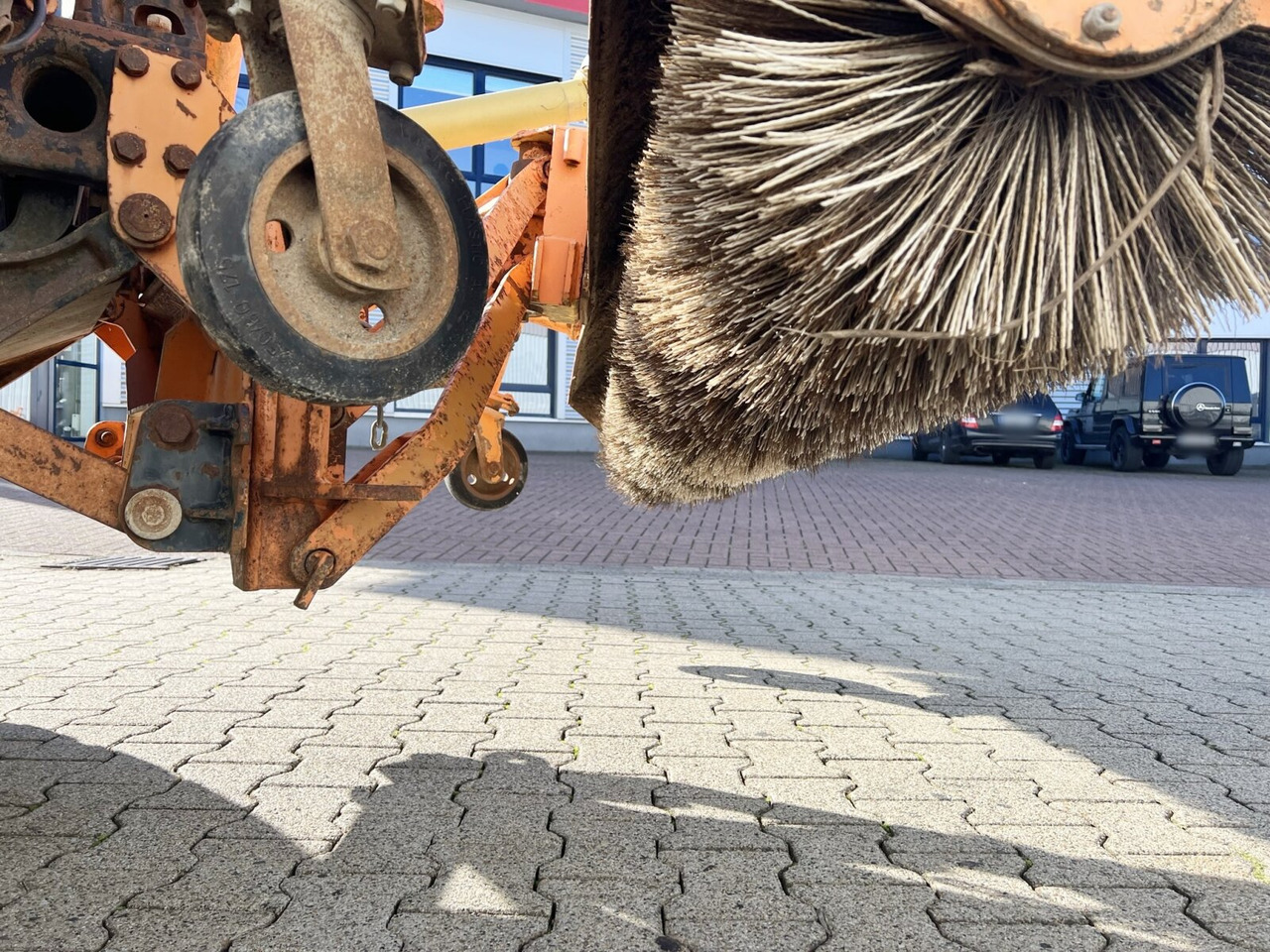 Camion benne, Véhicule de voirie/ Spécial Unimog U84 406 4x4 U84 406 4x4, Kommunalhydraulik, Zapfwelle vorn & hinten, EX-Kommune: photos 14 Camion benne, Véhicule de voirie/ Spécial Unimog U84 406 4x4 U84 406 4x4, Kommunalhydraulik, Zapfwelle vorn & hinten, EX-Kommune: photos 14