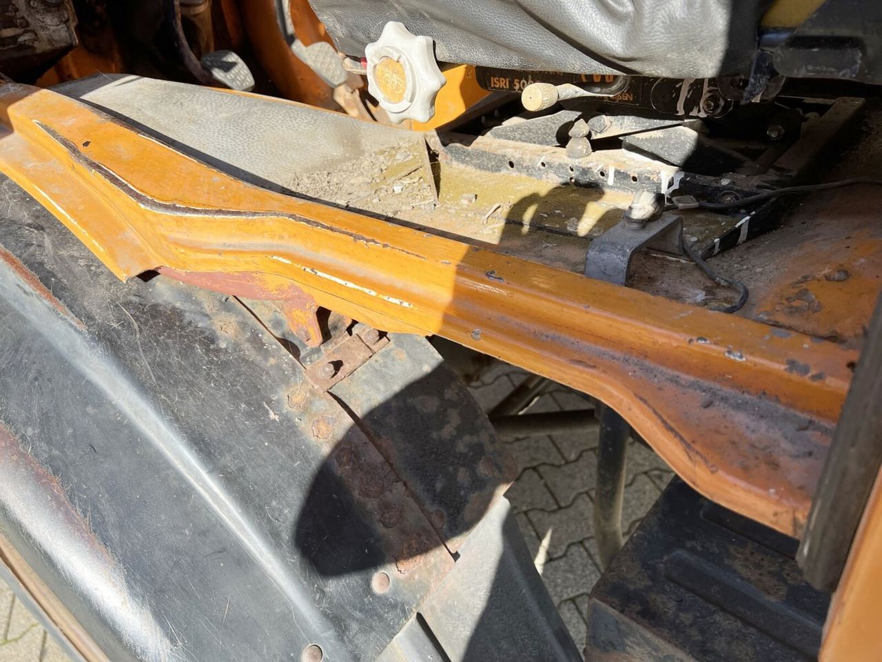 Camion benne, Véhicule de voirie/ Spécial Unimog U84 406 4x4 U84 406 4x4, Kommunalhydraulik, Zapfwelle vorn & hinten, EX-Kommune: photos 6 Camion benne, Véhicule de voirie/ Spécial Unimog U84 406 4x4 U84 406 4x4, Kommunalhydraulik, Zapfwelle vorn & hinten, EX-Kommune: photos 6