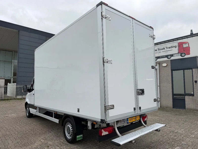 Mercedes-Benz Sprinter 316 CDI 2.2 + AIRCO + NL VAN - Fourgon grand volume: photos 3 Mercedes-Benz Sprinter 316 CDI 2.2 + AIRCO + NL VAN - Fourgon grand volume: photos 3