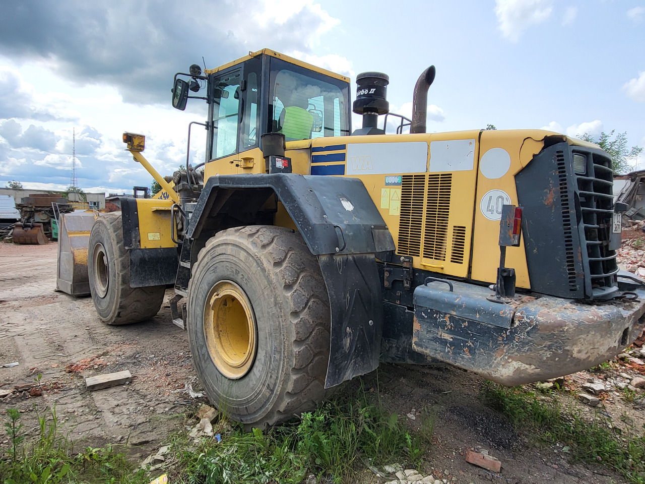 KOMATSU WA470-6 - Chargeuse sur pneus: photos 4 KOMATSU WA470-6 - Chargeuse sur pneus: photos 4