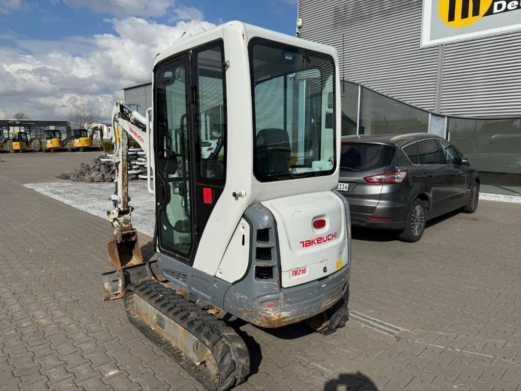 Takeuchi TB 216 Powertilt - Mini pelle: photos 2 Takeuchi TB 216 Powertilt - Mini pelle: photos 2