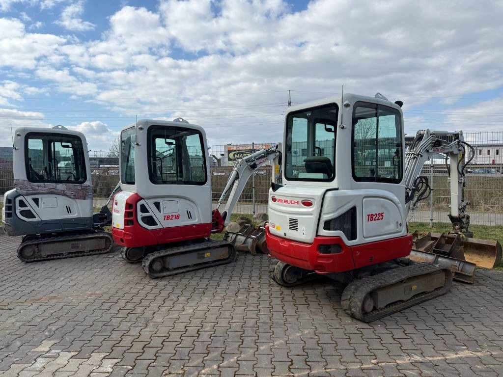 Mini pelle neuf Takeuchi TB 225 V3: photos 27