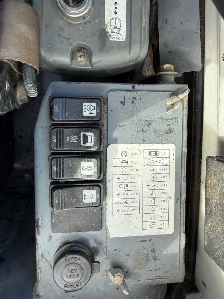 Mini pelle neuf Takeuchi TB 225 V3: photos 23