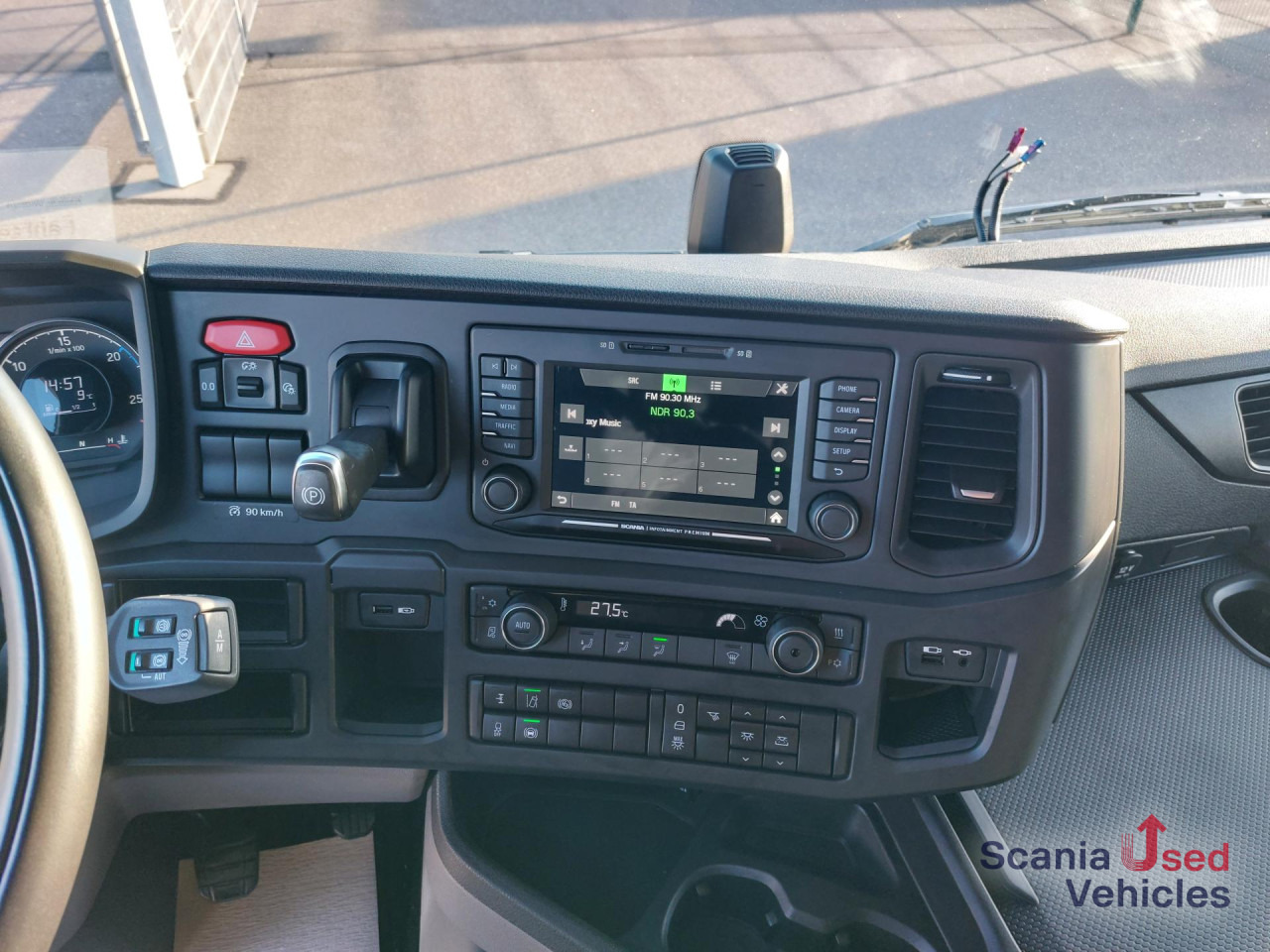 SCANIA R 460 A4x2EB - Tracteur routier: photos 3 SCANIA R 460 A4x2EB - Tracteur routier: photos 3