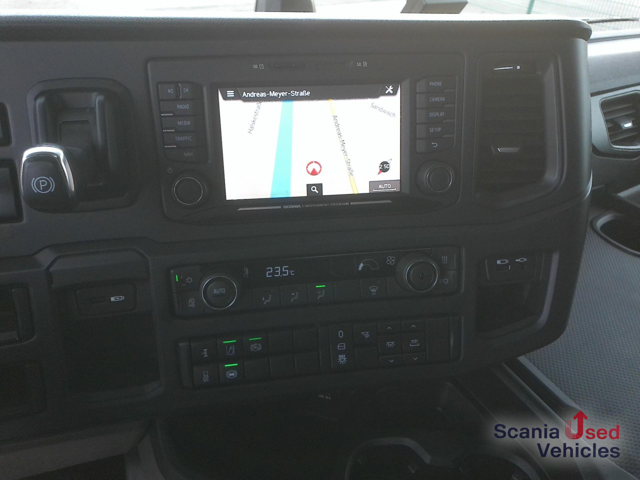 SCANIA R 460 A4x2EB - Tracteur routier: photos 3 SCANIA R 460 A4x2EB - Tracteur routier: photos 3