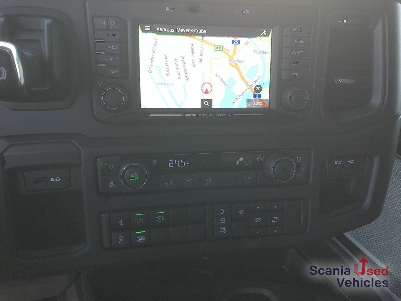 SCANIA R 460 A4x2EB Volumen Mega Jumbo - Tracteur routier: photos 3 SCANIA R 460 A4x2EB Volumen Mega Jumbo - Tracteur routier: photos 3