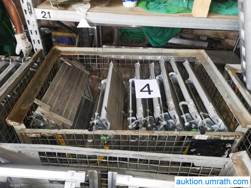 Équipement de garage Posten Konvolut Zarges Plattform Laufsteg Bühne Überstieg Gehsteig Sockel Treppen Aluminium hochwertig: photos 12