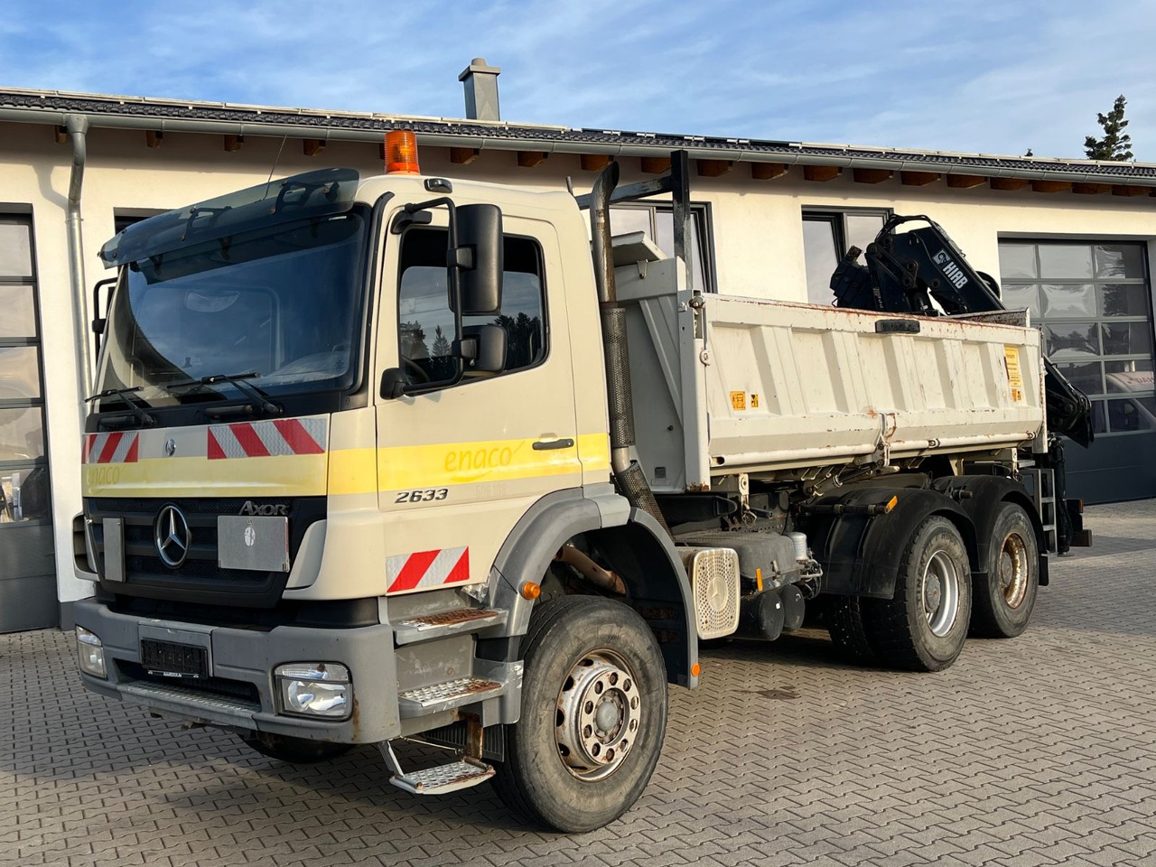 Mercedes-Benz Axor 2633 6x4 Meiller Kipper HIAB 144E-3 Kran - Camion benne, Camion grue: photos 1 Mercedes-Benz Axor 2633 6x4 Meiller Kipper HIAB 144E-3 Kran - Camion benne, Camion grue: photos 1
