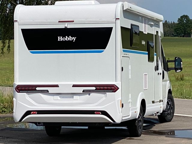 Camping-car profilé neuf Hobby OnTour C 700 GQ MJ25/MARKISE/RFK/SAFETY-PAKET: photos 6 Camping-car profilé neuf Hobby OnTour C 700 GQ MJ25/MARKISE/RFK/SAFETY-PAKET: photos 6