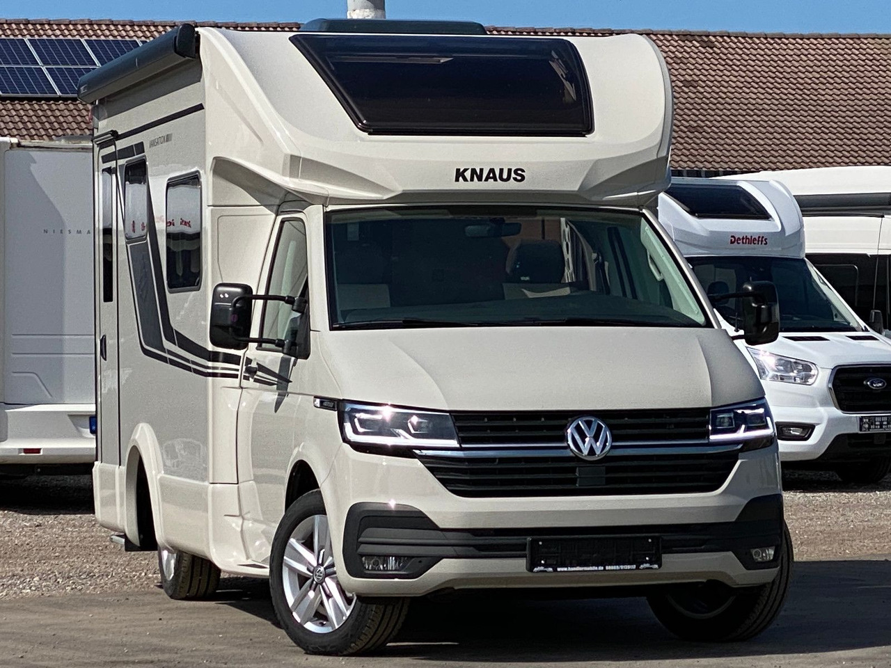 Knaus Tourer Van Vansation 500 LT - Camping-car profilé: photos 1 Knaus Tourer Van Vansation 500 LT - Camping-car profilé: photos 1