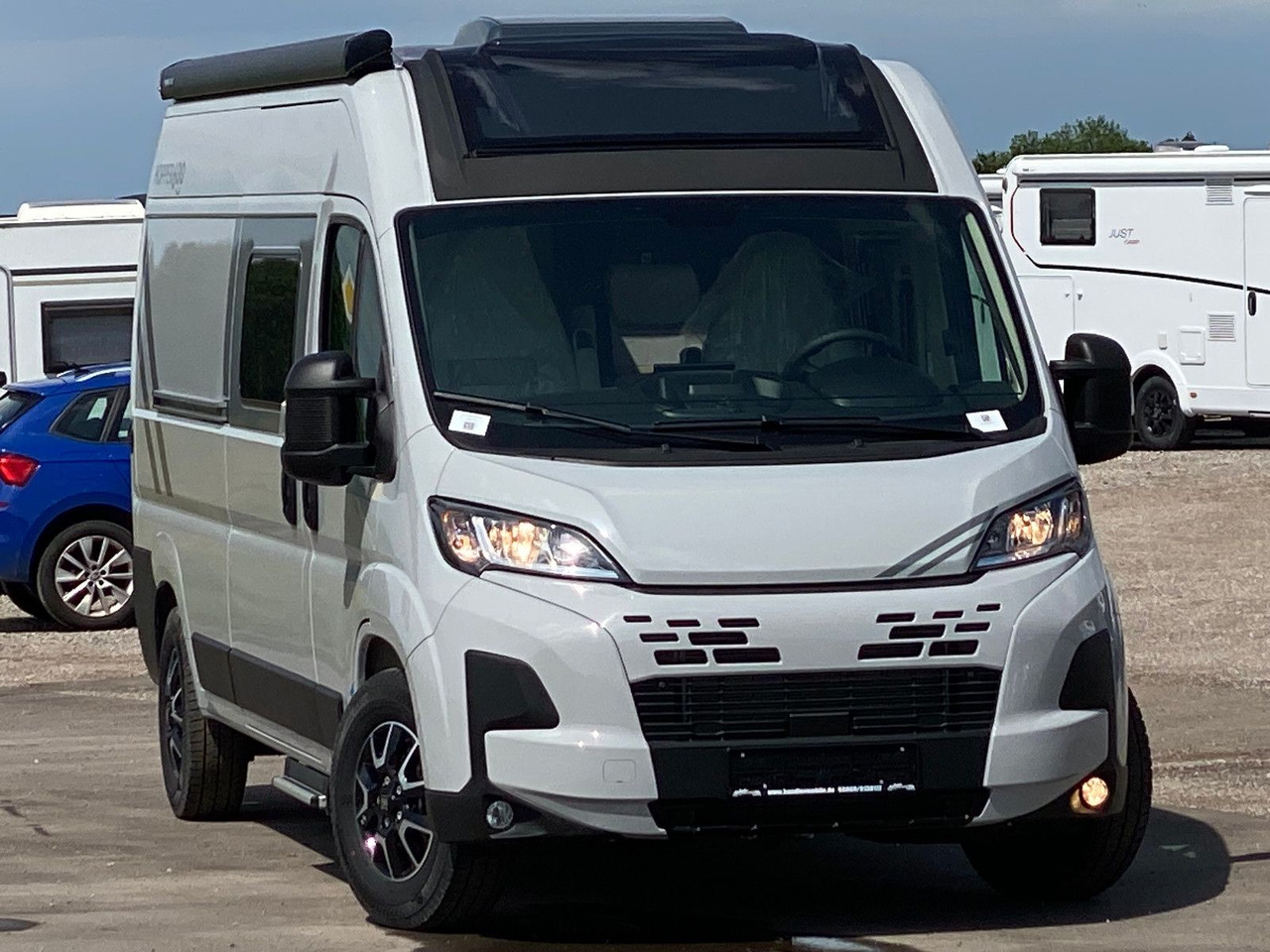 LMC Innovan 600 mit Automatik, Dieselheizung - Fourgon aménagé: photos 2 LMC Innovan 600 mit Automatik, Dieselheizung - Fourgon aménagé: photos 2