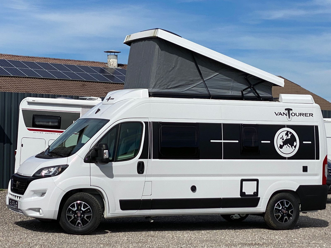 VANTourer 600 D 180PS, mit Aufstelldach,Navi,Markise - Fourgon aménagé: photos 4 VANTourer 600 D 180PS, mit Aufstelldach,Navi,Markise - Fourgon aménagé: photos 4