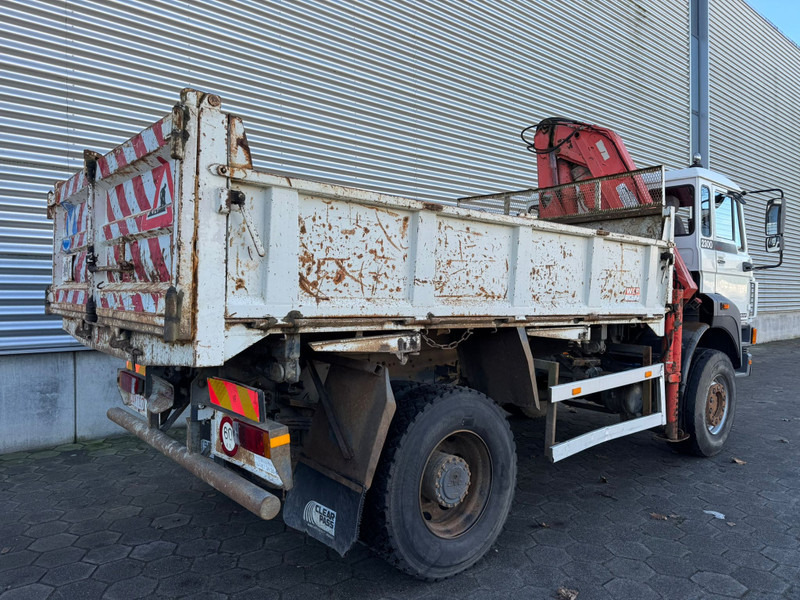 DAF 2300 / 4X4 / Crane + Kipper / 217.000 KM / Full Steel / Belgium Truck - Camion grue: photos 3 DAF 2300 / 4X4 / Crane + Kipper / 217.000 KM / Full Steel / Belgium Truck - Camion grue: photos 3