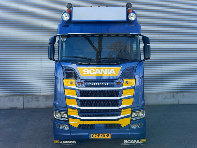 Scania S450 / 6X2 / Retarder / Full Option / TUV: 5-2025 / NL Truck - Tracteur routier: photos 4 Scania S450 / 6X2 / Retarder / Full Option / TUV: 5-2025 / NL Truck - Tracteur routier: photos 4
