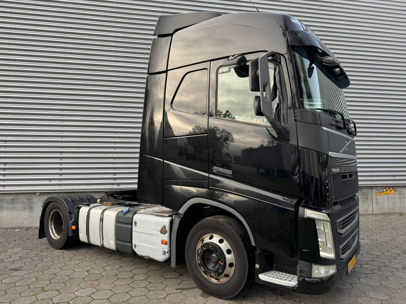 Volvo FH 420 / I-Shift / ADR / 2 Tanks / Euro 6 / NL Truck - Tracteur routier: photos 2 Volvo FH 420 / I-Shift / ADR / 2 Tanks / Euro 6 / NL Truck - Tracteur routier: photos 2