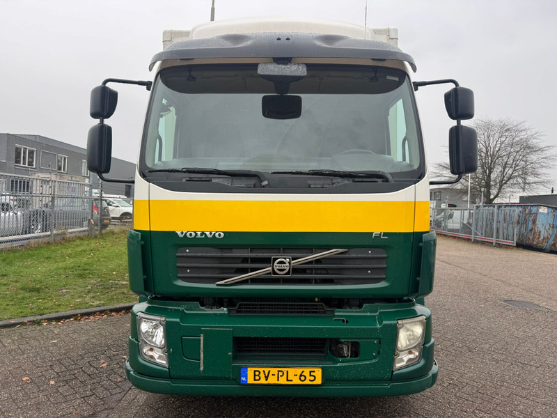 Volvo FL 240 / 6 Cylinder / 18 Tons / Manual / Tail Lift / TUV:1-2026 / NL Truck - Camion fourgon: photos 5 Volvo FL 240 / 6 Cylinder / 18 Tons / Manual / Tail Lift / TUV:1-2026 / NL Truck - Camion fourgon: photos 5