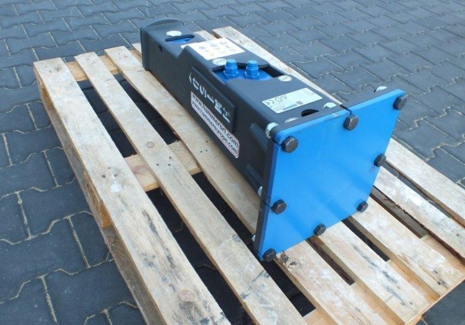 HAMMER HM 2200 Hydraulic breaker 1800KG - Marteau hydraulique pour Engins de chantier: photos 4 HAMMER HM 2200 Hydraulic breaker 1800KG - Marteau hydraulique pour Engins de chantier: photos 4