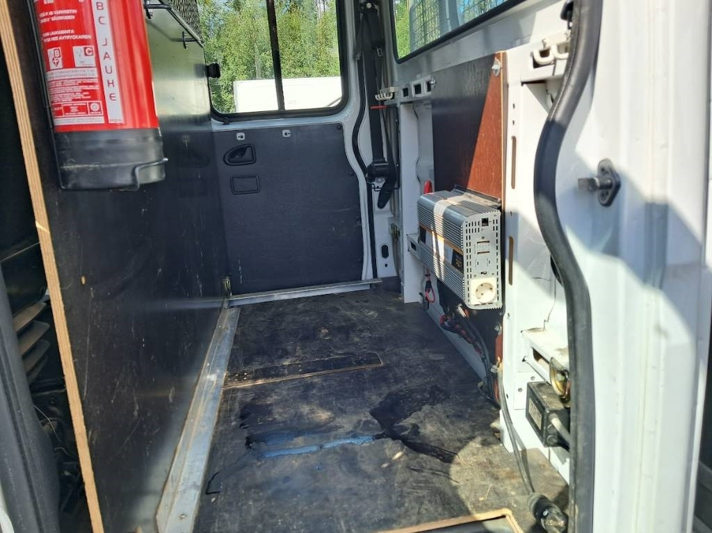 Iveco Daily 70 C17 Doppel 3.0 - Camion plateau: photos 5 Iveco Daily 70 C17 Doppel 3.0 - Camion plateau: photos 5