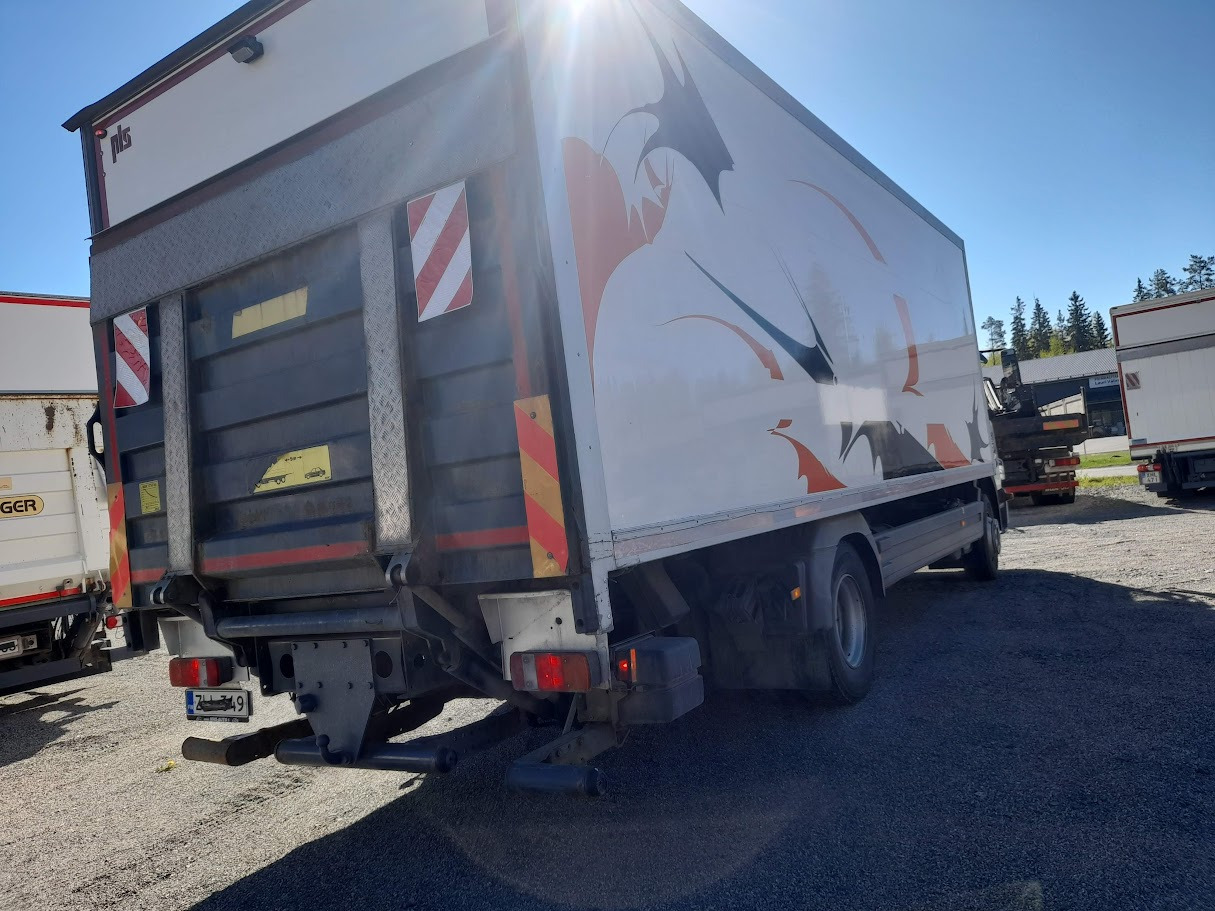 Mercedes-Benz Atego - Camion fourgon: photos 4 Mercedes-Benz Atego - Camion fourgon: photos 4