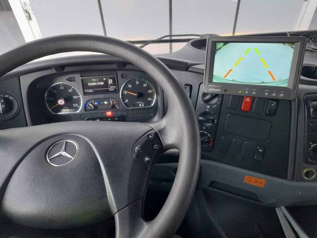 Mercedes-Benz Atego - Camion fourgon: photos 5 Mercedes-Benz Atego - Camion fourgon: photos 5