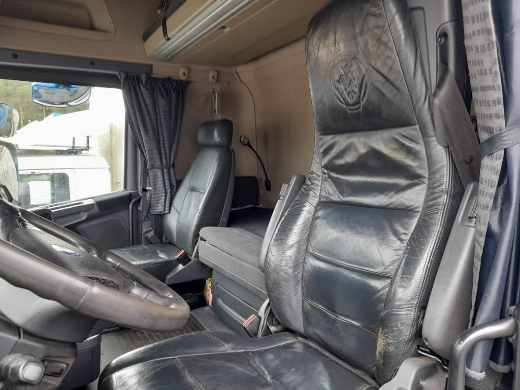 Camion grue Scania R 560: photos 10