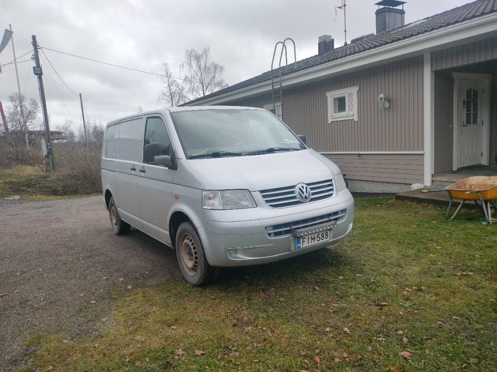Volkswagen Transporter 1.9 TDI - Fourgonnette: photos 2 Volkswagen Transporter 1.9 TDI - Fourgonnette: photos 2