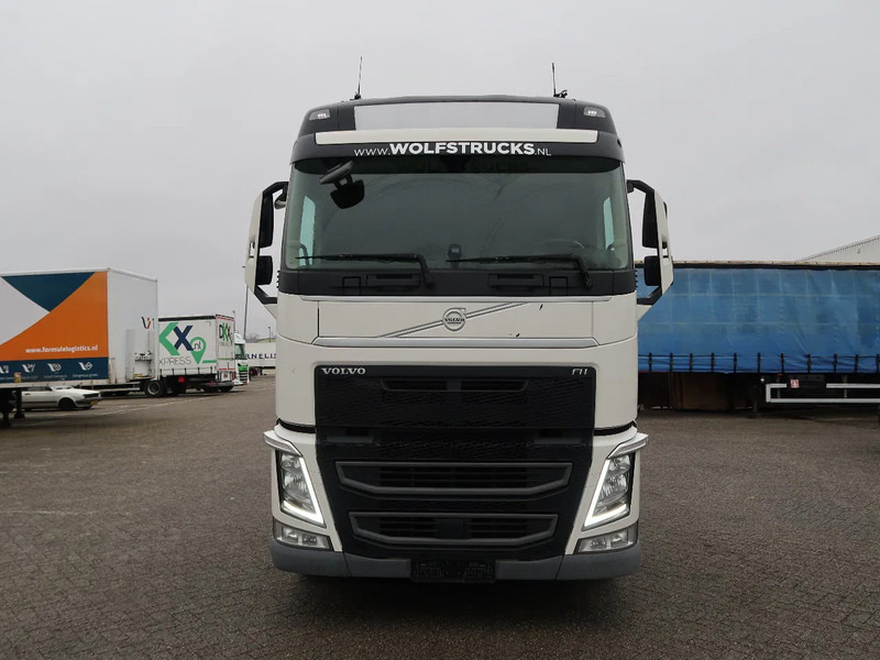 Volvo FH 460 4x2, Globe, LA chass, 2 tanks, ACC, TOP! - Tracteur routier: photos 2 Volvo FH 460 4x2, Globe, LA chass, 2 tanks, ACC, TOP! - Tracteur routier: photos 2