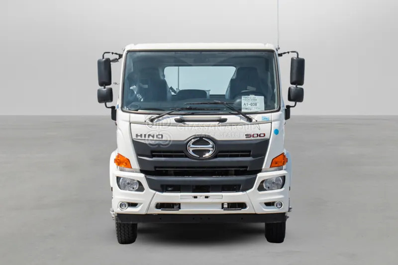 Hino 500 FG 4x2 Chassis - Châssis cabine: photos 2 Hino 500 FG 4x2 Chassis - Châssis cabine: photos 2
