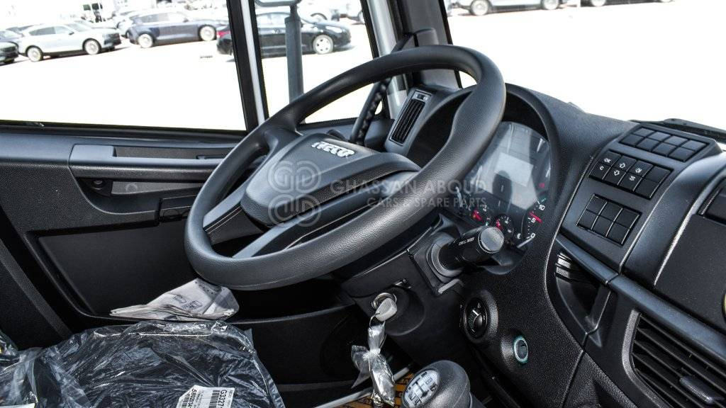 Photo d'intérieur 3: Châssis cabine IVECO EUROCARGO ML180 Chassis 4×2, 19 Ton Approx. MY25