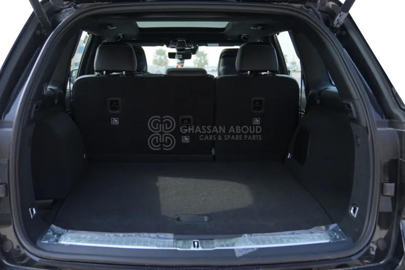 SUV Jeep Grand Cherokee  4x4: photos 12