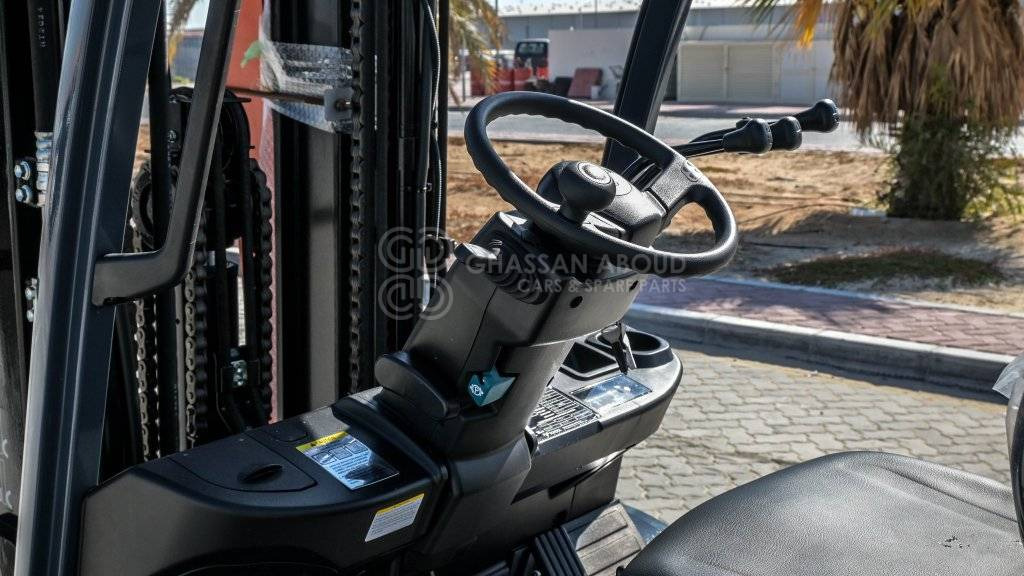 TOYOTA FORKLIFT DIESEL 3TON 3STAGE, 3LEVER 4500MM W/ SIDE SHIFT MY24 - Chariot élévateur diesel: photos 4 TOYOTA FORKLIFT DIESEL 3TON 3STAGE, 3LEVER 4500MM W/ SIDE SHIFT MY24 - Chariot élévateur diesel: photos 4
