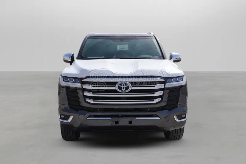 Toyota Land Cruiser 300 - SUV: photos 5 Toyota Land Cruiser 300 - SUV: photos 5