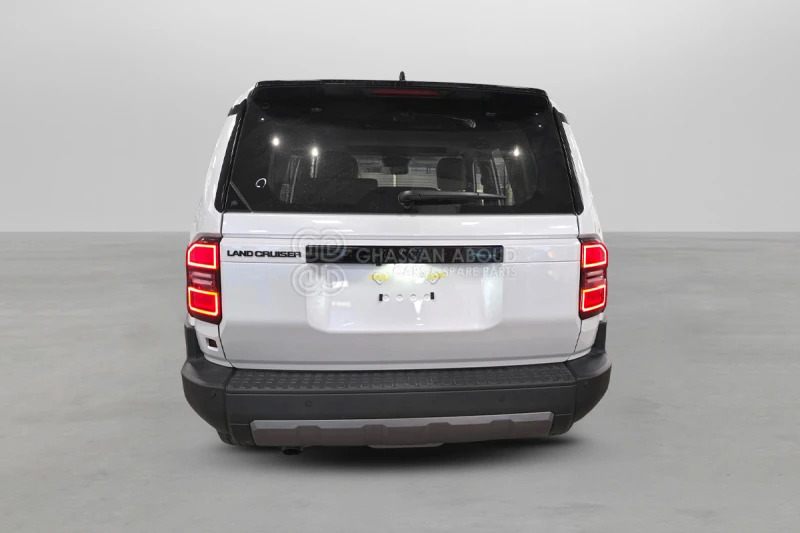 Toyota Prado - SUV: photos 3 Toyota Prado - SUV: photos 3