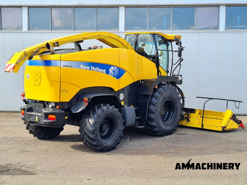 New Holland FR9050 - Ensileuse: photos 5 New Holland FR9050 - Ensileuse: photos 5