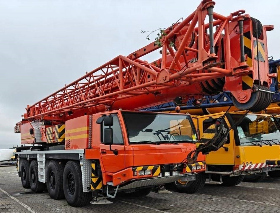 Tadano Faun ATF 90 G4 - Grue tout-terrain: photos 1 Tadano Faun ATF 90 G4 - Grue tout-terrain: photos 1
