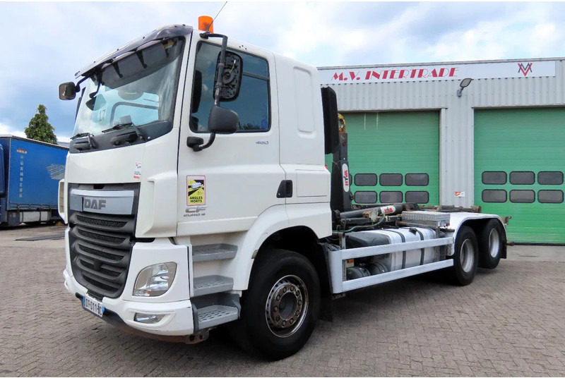 DAF CF 460 HYVA, Frigo, sleeper.RETARDER, EXCELLENT CONDITION/ STAAT!! - Camion ampliroll: photos 1 DAF CF 460 HYVA, Frigo, sleeper.RETARDER, EXCELLENT CONDITION/ STAAT!! - Camion ampliroll: photos 1